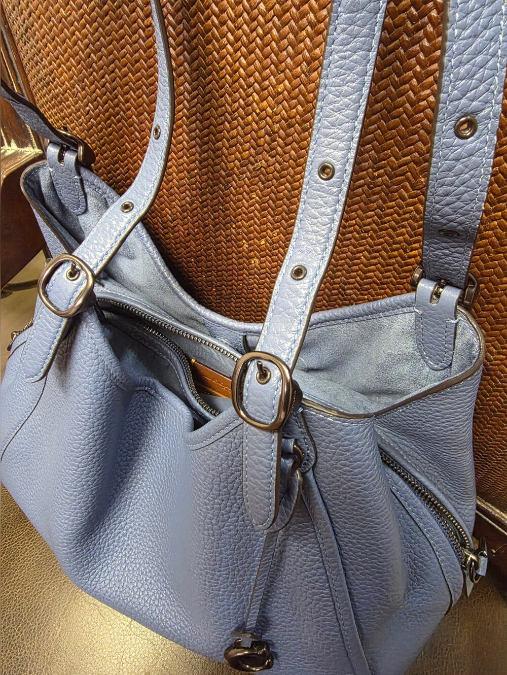 Coach Lori Pebbled Leather Shoulder Bag EUC - Picture 8 of 14